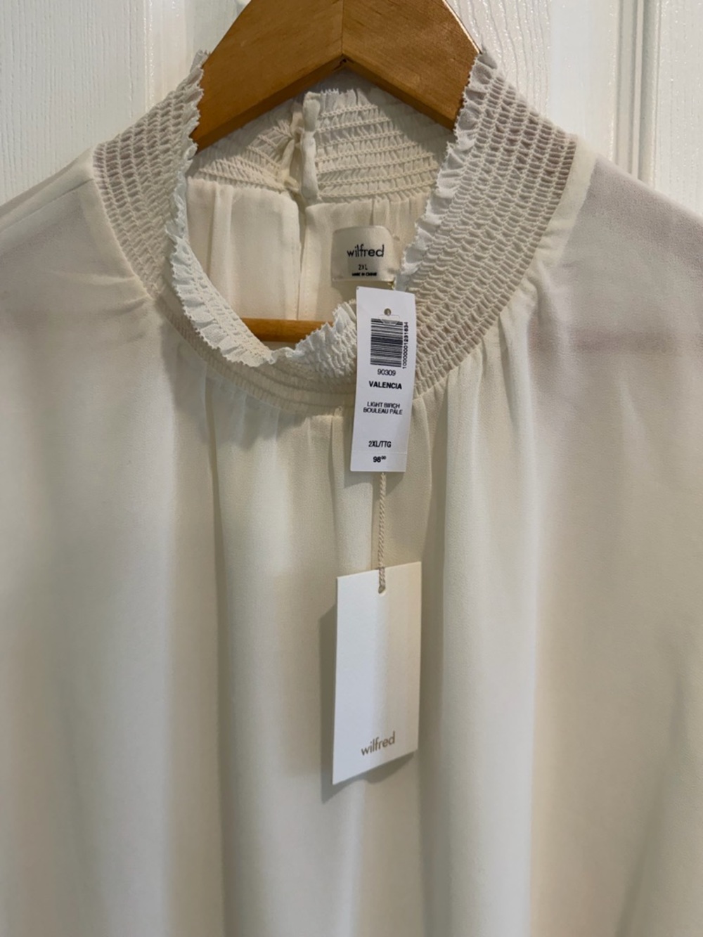 Aritzia Wilfred Valencia Blouse BNWT - Picture 2 of 5